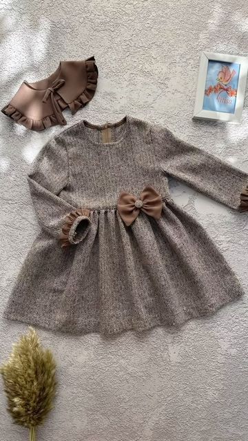 پیراهن دخترانه مجلسی کودک با یقه و پاپیون قهوه‌ای