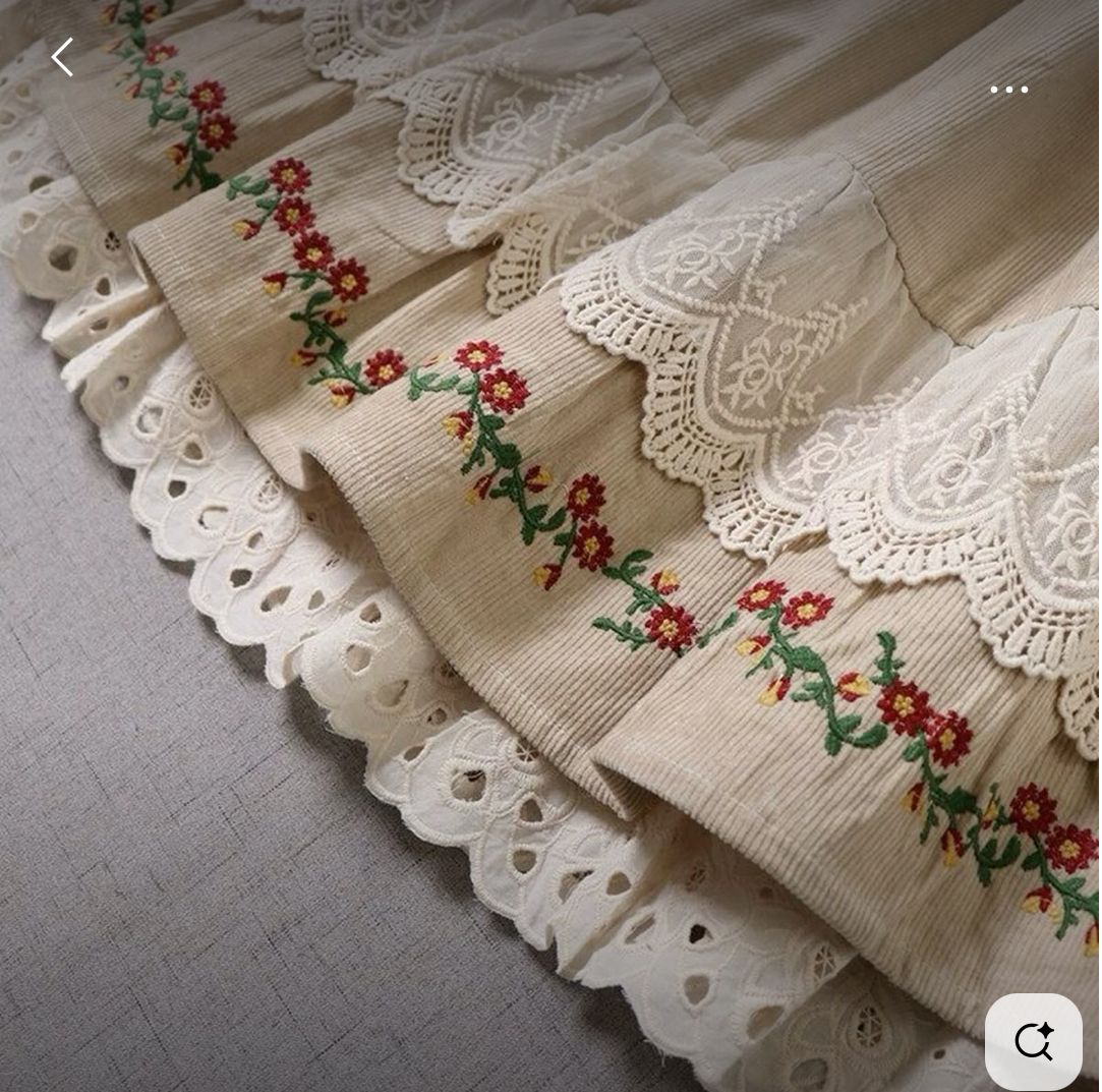 cream-embroidered-lace-skirt