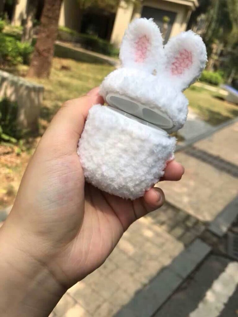 کاور قلاب بافی هدفون طرح خرگوش سفید