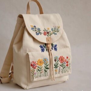 کوله پشتی پارچه‌ای گلدوزی‌شده با طرح گل
