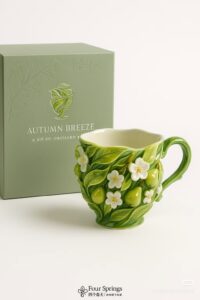 ماگ سرامیکی Autumn Breeze با طرح برگ و گل و میوه سبز سه‌بعدی