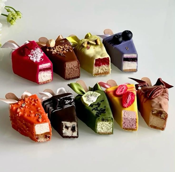 mini-cheesecake-bars-glossy-fruit-glaze-layered-cross-section